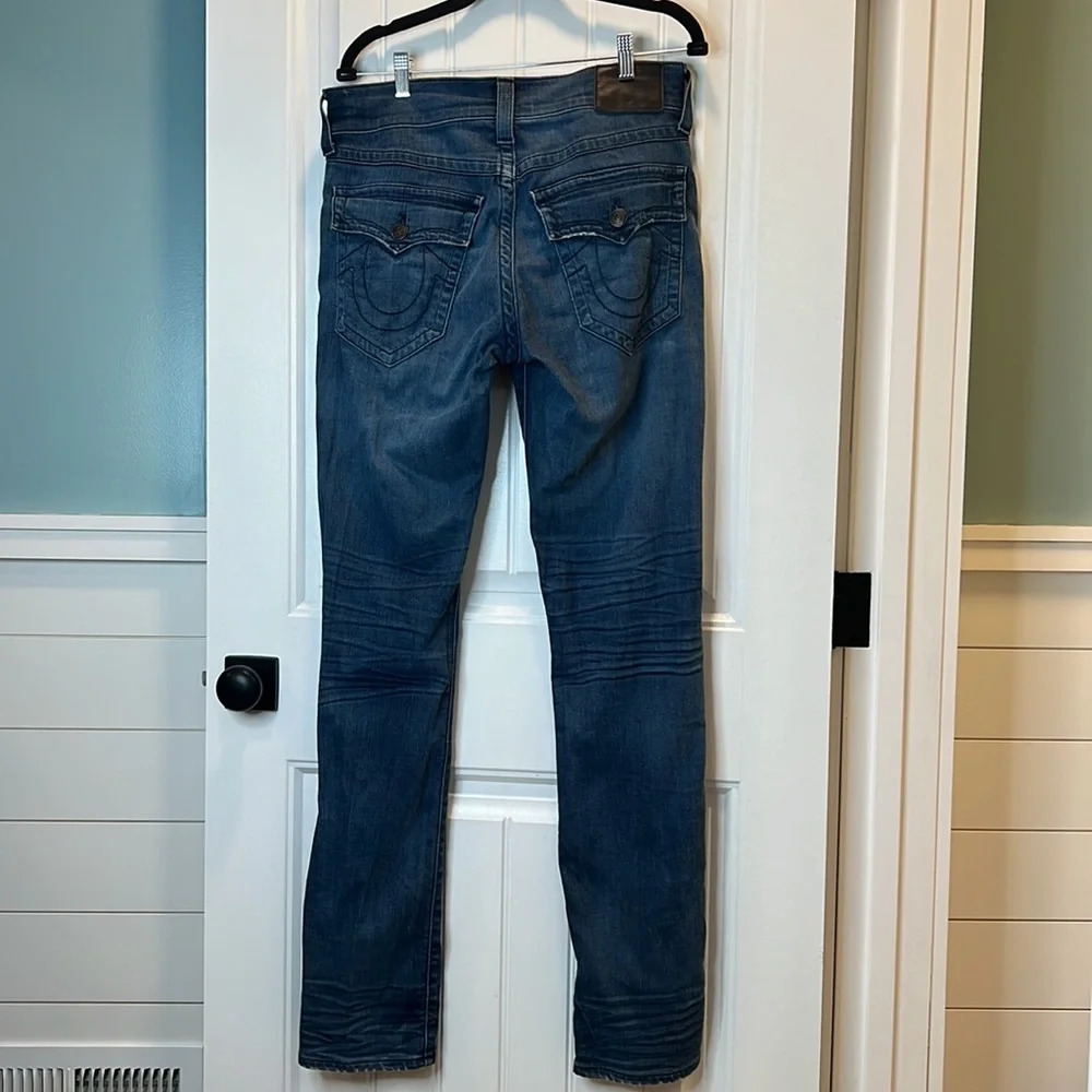 True Religion Brand ‘Geno’ Relaxed Slim‎ Jeans. Size 32.